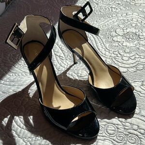 Ivanka Trump Black patent leather sandal